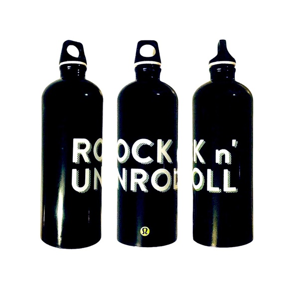 Lululemon Rock n’ Unroll  Water Bottle 500 ml.
Excellent Condition. - Picture 2 of 6